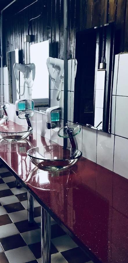 Hostel Flamingo คอสติเนช ภายนอก รูปภาพ