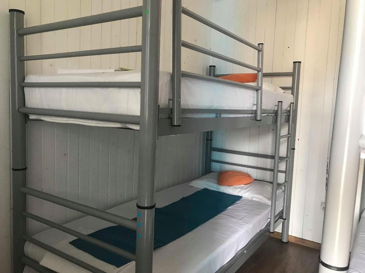 Hostel Flamingo คอสติเนช ภายนอก รูปภาพ