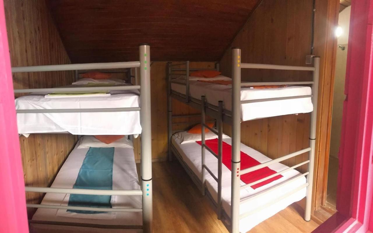 Hostel Flamingo คอสติเนช ภายนอก รูปภาพ